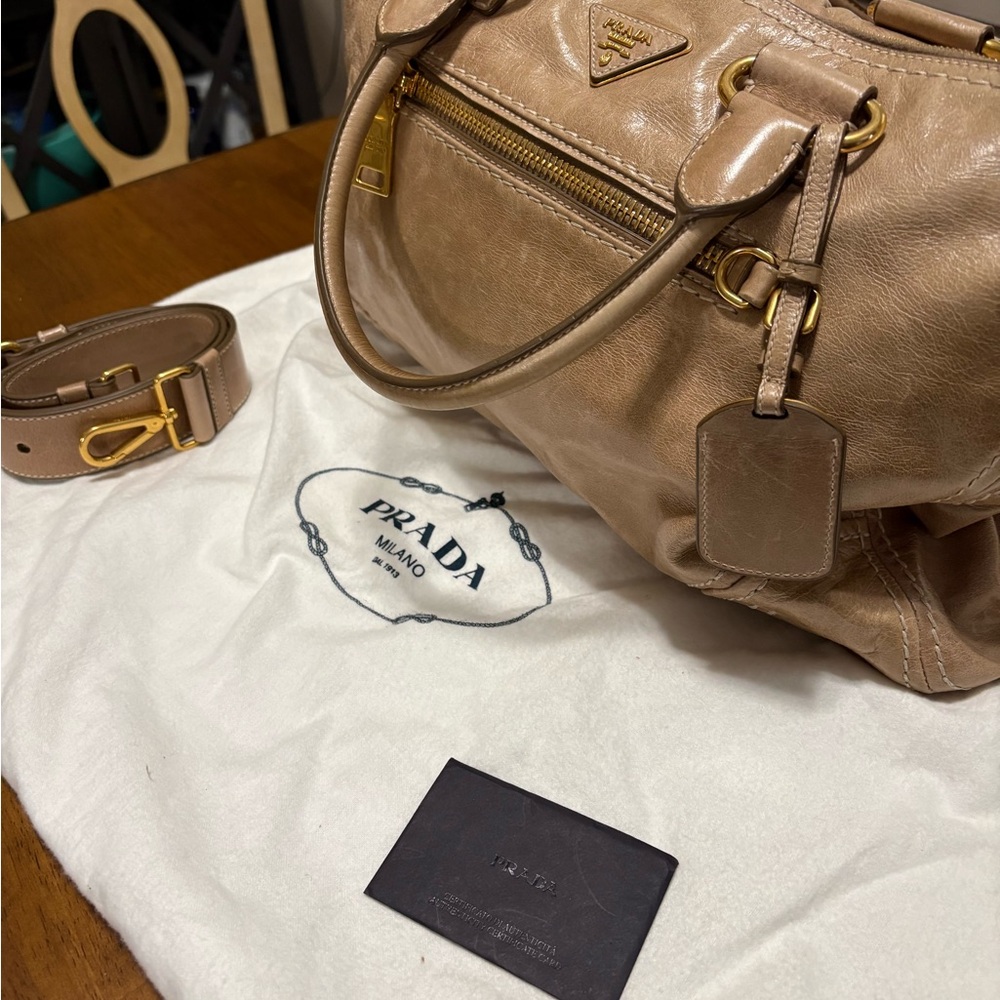 Prada Beige Leather Shoulder Bag with Gold Accents - Picture 3 of 3